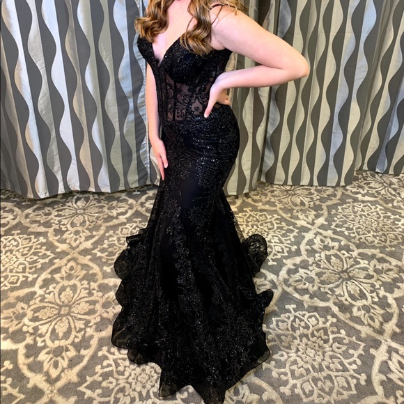 Gorgeous sheer corset top JOVANI mermaid dress - Picture 1 of 8